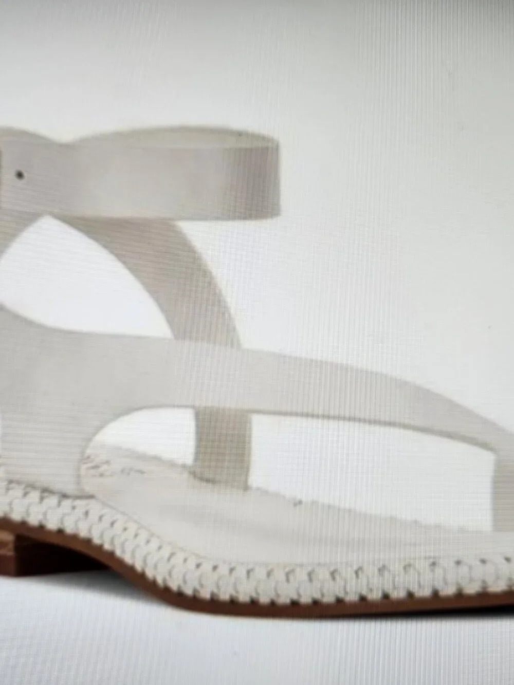 Vince Camuto 